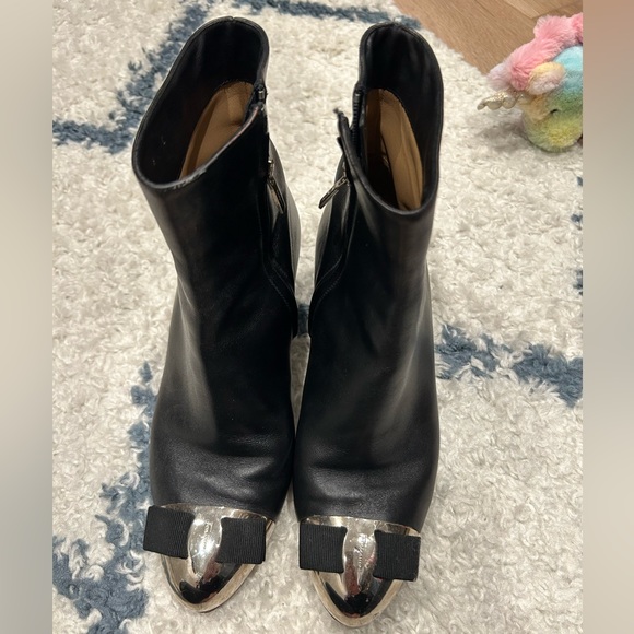 Women’s Ferragamo Black Booties size 8 - Picture 2 of 6